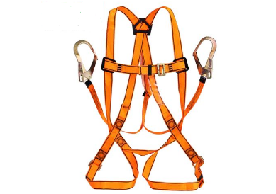 佩戴高空作业安全带两大准则:一检查二正确悬挂